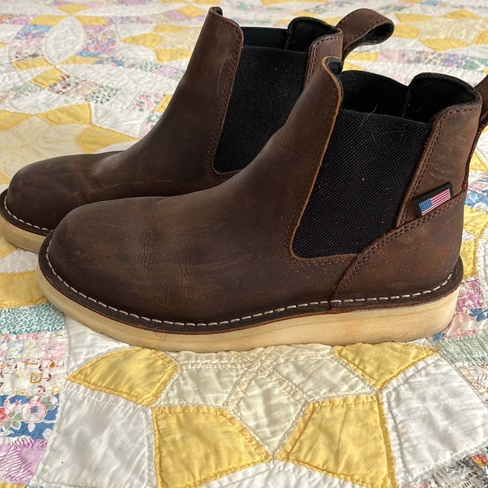 Danner bull run Chelsea boot EUC